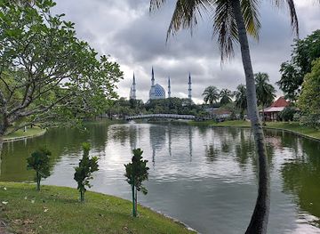malaysia/selangor/attraction/recreation-park-raja-lumu