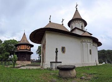 romania/suceava/attraction/holy-cross-monastery-ensemble