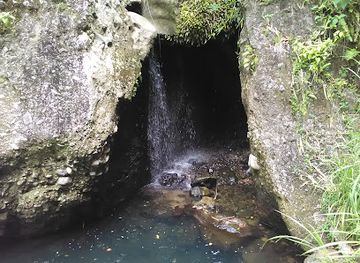 saint-lucia/anse-mamin/attraction/roblot-waterfall