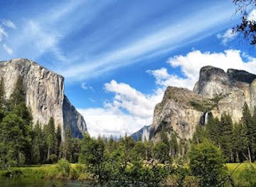 california/yosemite-national-park/attraction/yosemite-valley