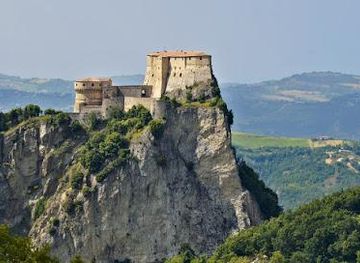 san-marino/monte-titano/attraction/fortress-of-san-leo