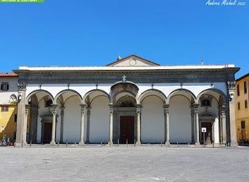 italy/san-gimignano/attraction/the-ss-annunziata-di-firenze