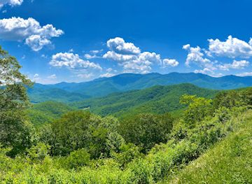 north-carolina/blue-ridge-mountains/attraction/black-mountains-overlook