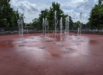 alabama/huntsville/attraction/bicentennial-park