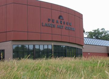 iowa/lake-okoboji/attraction/pearson-lakes-art-center