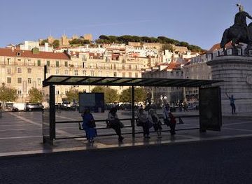 portugal/sintra/attraction/praca-da-figueira