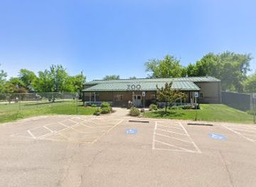 kansas/great-bend-sand-prairie/attraction/zoo