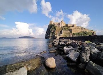 italy/pompeii/attraction/spiaggia-dei-pescatori