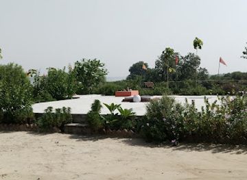 india/uttar-pradesh/attraction/romai-mustakil-jalaun