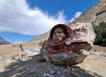 kyrgyzstan/jety-oguz-valley/attraction/yuri-gagarin-monument