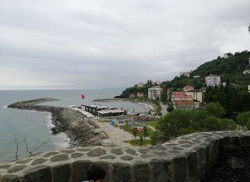 turkiye/trabzon/arakli/attraction/kalecik-kalesi