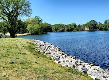delaware/lums-pond-state-park/attraction/silver-lake-park