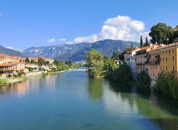 italy/veneto/attraction/ponte-vecchio-ponte-degli-alpini