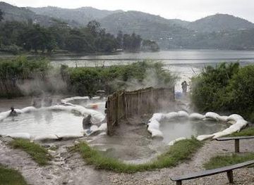 rwanda/ruhengeri/attraction/nyamyumba-hot-springs