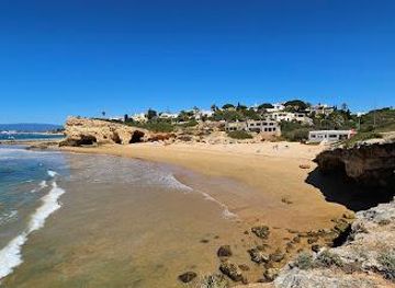 portugal/albufeira/attraction/praia-do-pintadinho