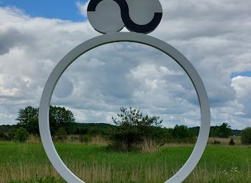 estonia/laane-county/attraction/o-o-piir-saaremaal