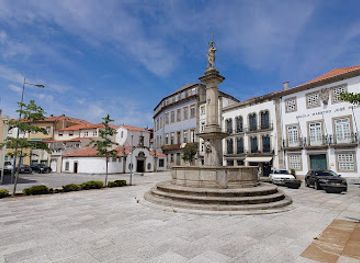portugal/viana-do-castelo/attraction/chafariz-de-mercurio