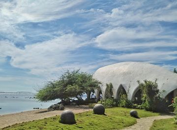 philippines/ilocos-region/attraction/la-virgen-milagrosa