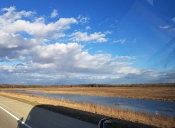 kansas/marais-des-cygnes/attraction/marais-des-cygnes-national-wildlife-refuge-unit-f