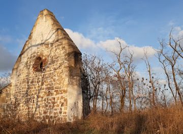hungary/cserehat/attraction/csevharaszti-pusztatemplom