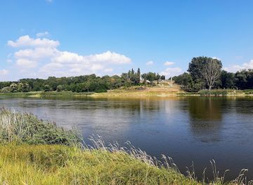 poland/warta-mouth-national-park/attraction/pierwszy-slup-graniczny-na-odrze