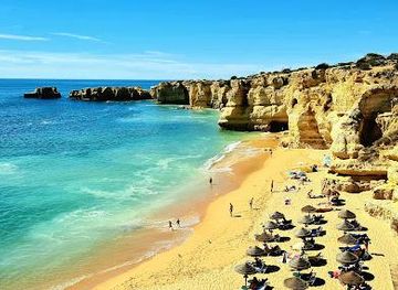 portugal/faro/attraction/praia-da-coelha