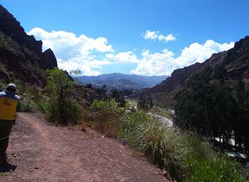 bolivia/yungas-road/attraction/parque-bartolina-sisa