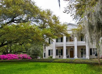mississippi/natchez/attraction/monmouth-historic-inn-gardens