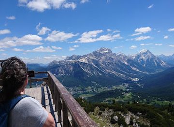 italy/cortina-d-ampezzo/attraction/tofana-de-pomedes