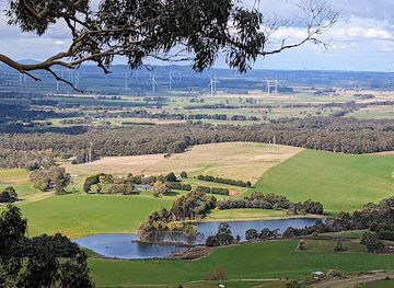 australia/western-victoria/attraction/mt-buninyong
