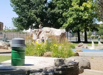 washington/richland/attraction/howard-amon-park-playground