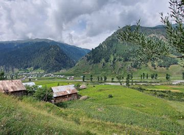 india/kashmir-valley/attraction/warwan-valley