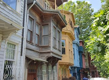 turkiye/marmara-region/attraction/kuzguncuk-evleri