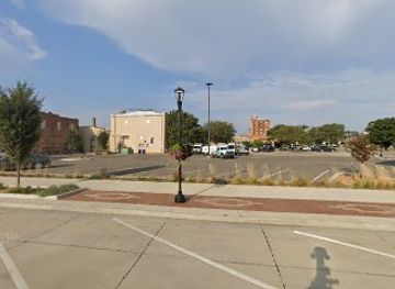 kansas/salina/attraction/67401-plaza