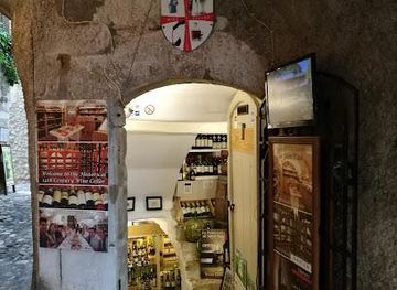 france/cannes/attraction/la-petite-cave-of-st-paul