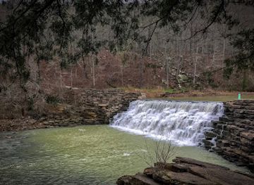 arkansas/ozark-mountains/attraction/fossil-flats-trailhead