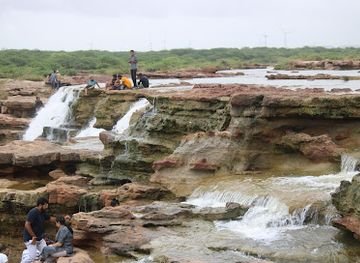 india/kutch/attraction/kundi-dhodh-lakhpat