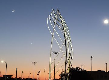 kansas/wichita/attraction/bridge-lights