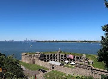 new-jersey/asbury-park/attraction/fort-wadsworth-gateway-national-recreation-area