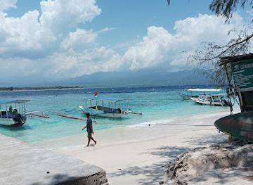 indonesia/west-nusa-tenggara/attraction/gili-meno-beach