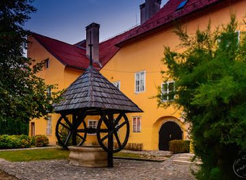 croatia/medvednica-mountain/attraction/water-well