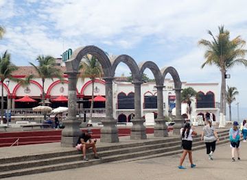 mexico/puerto-vallarta/hotel-zone/attraction/letras-puerto-vallarta