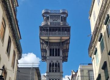 portugal/cascais/attraction/santa-justa-lift