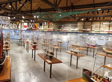 iceland/grindavik/attraction/duus-museum