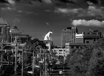 new-york/albany/attraction/world-s-largest-nipper-statue
