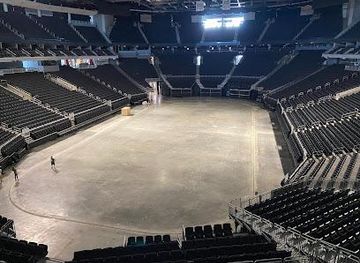 wisconsin/milwaukee/attraction/fiserv-forum