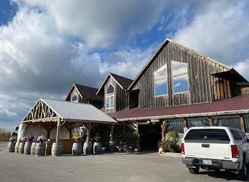 canada/niagara-falls/attraction/caroline-cellars