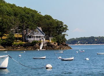 maine/portland-head-light/attraction/echo-point-lighthouse