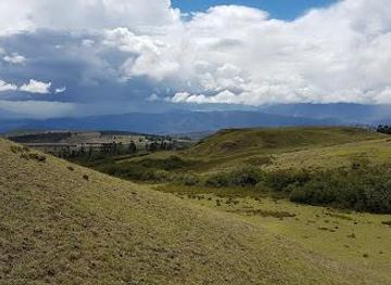 ecuador/quito/attraction/cochasqui-archaeological-park
