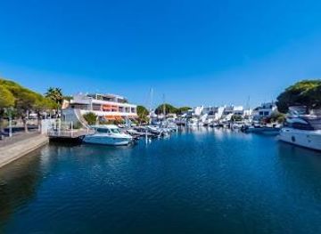 france/nimes/attraction/port-camargue